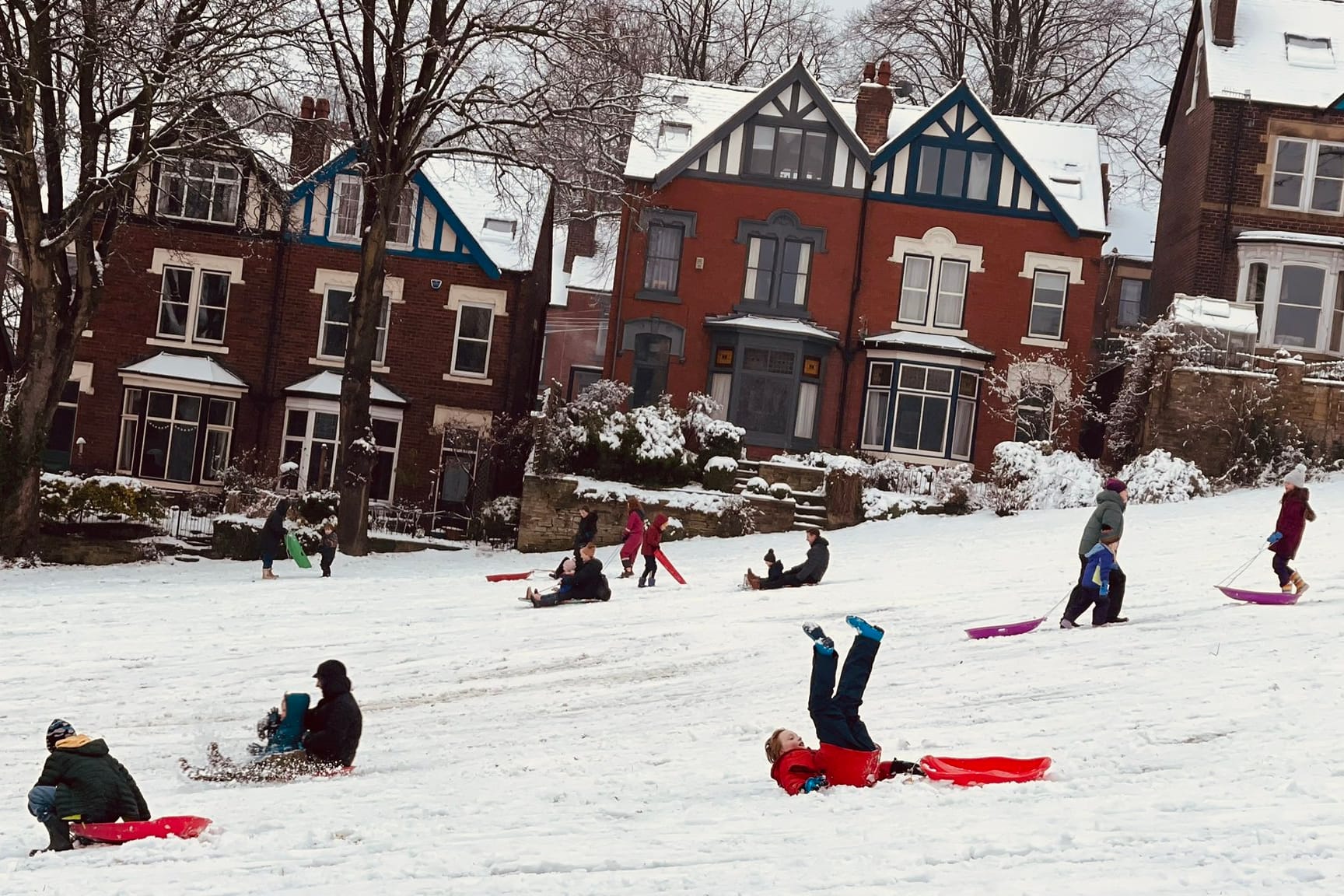 Snow comes to Sheffield