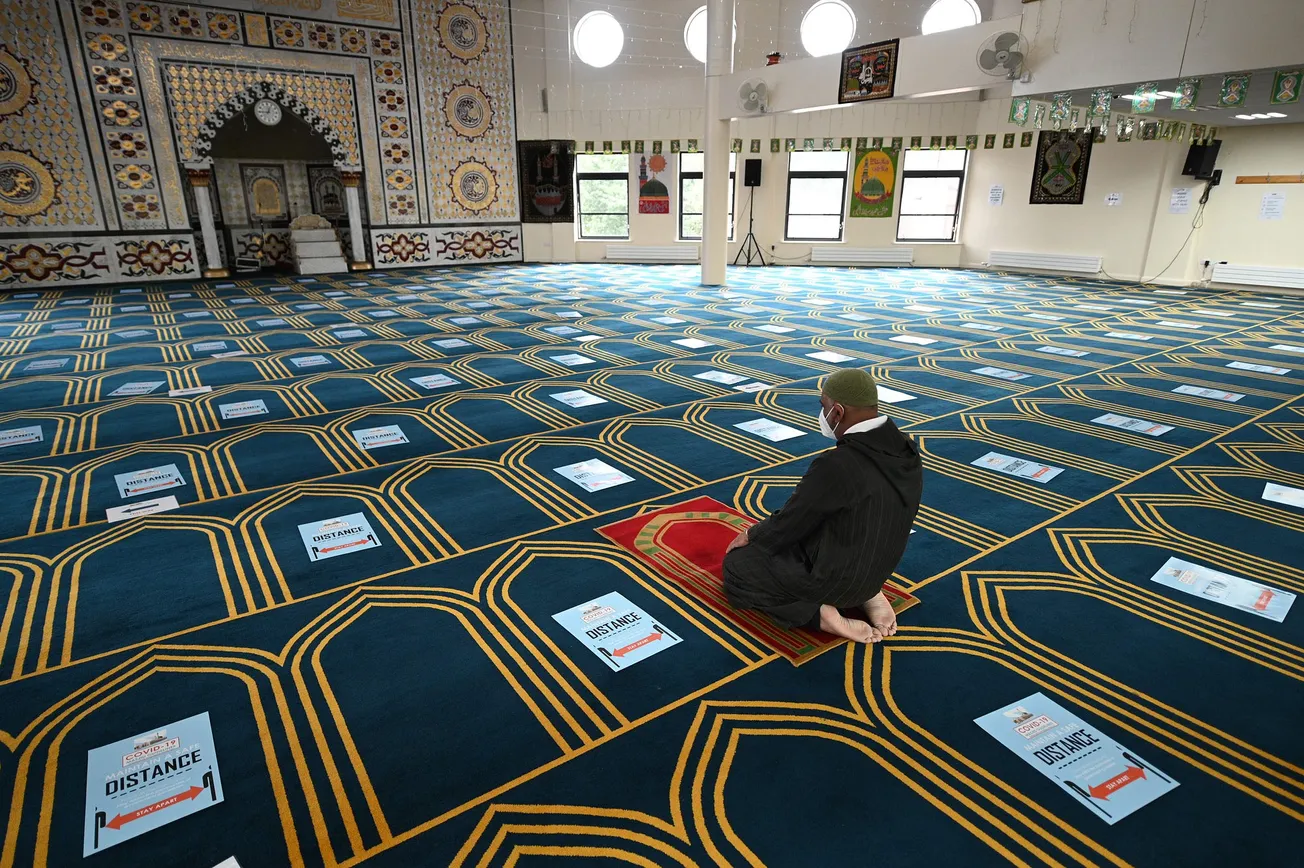Sharing iftar at Sheffield’s biggest mosque